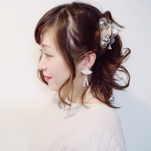 white spring pearl ヘアクリップ 2枚目の画像