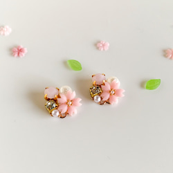 桜❀˚✧ビジューピアス 6枚目の画像