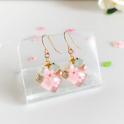 ◇SQUARE GLAS◇桜ビジューピアス 2枚目の画像