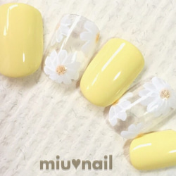 27］ネイルチップ/パステルイエローのフラワーネイル ネイルチップ