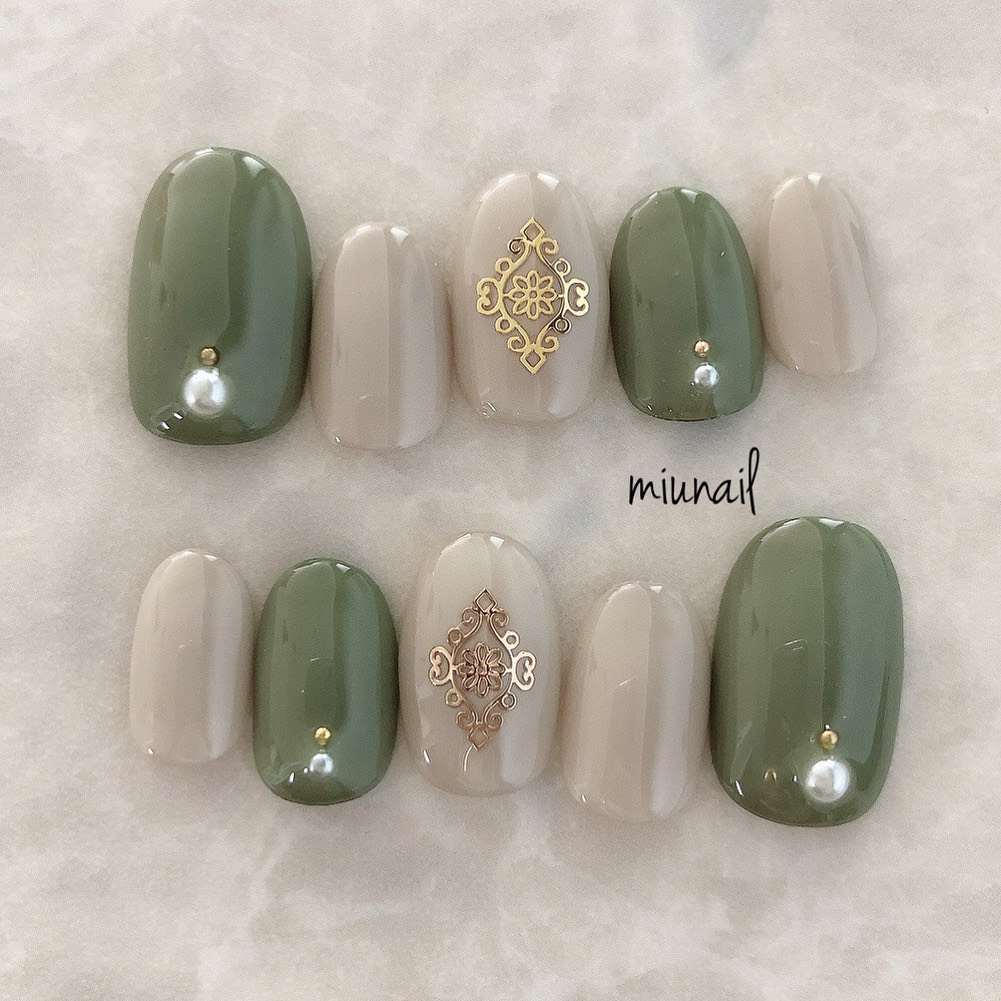 フラワー グレージュ ネイルチップ