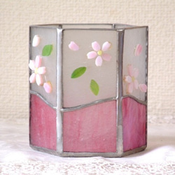 ステンドグラス桜模様のペン立て 1枚目の画像