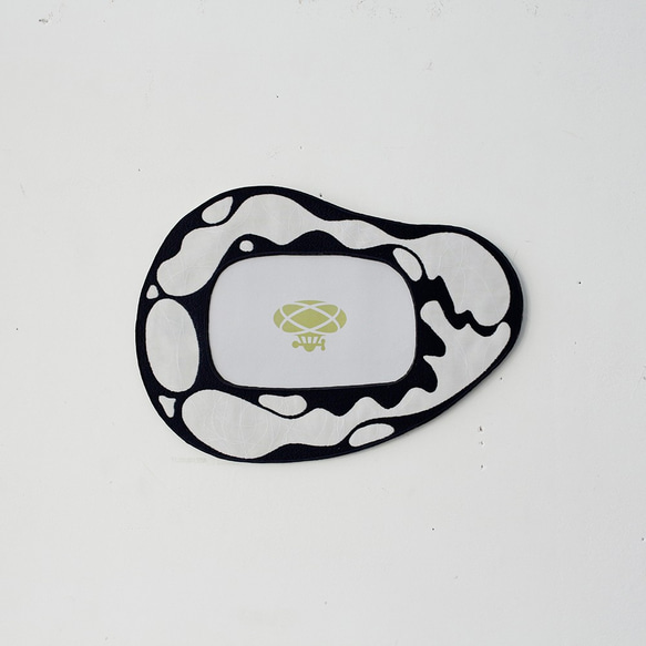 刺繍のフォトフレーム「パンダ雲」S 2枚目の画像