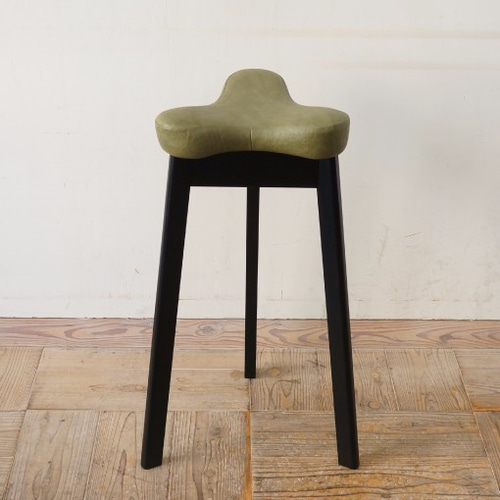 【美品】美姿勢 マタ美 スツール オリーブ キッチンスツール マタ美 SH670 (ブラック×オリーブ) 椅子（チェアー