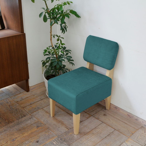Standard LD chair（ NA × エメラルドグリーン UP624 ） 1枚目の画像