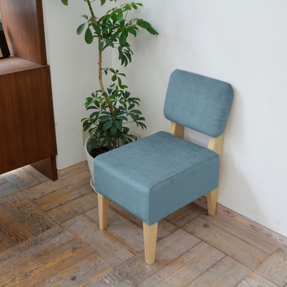 Standard LD chair（ NA × ライトブルー UP627 ） 1枚目の画像