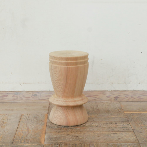 お花のスツール　吉野杉　手作り　奈良 お花のスツール 吉野杉 手作り 奈良