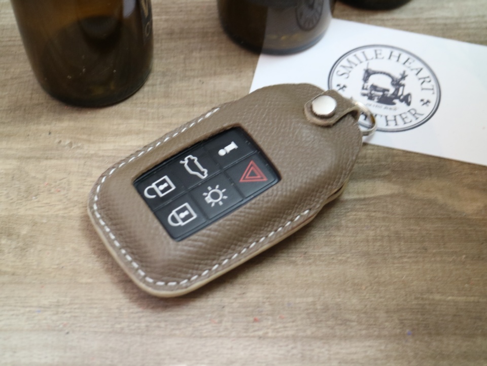 名入れ 無料 スマートキーケース　ボルボ　 本革 　高級皮革ヴォーエプソン仕様   【レザーキースーツ】