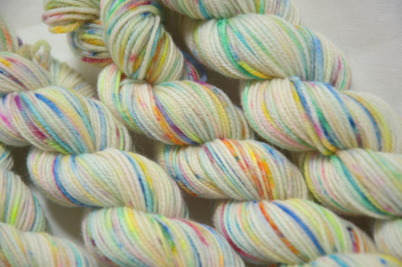 再販　手染め糸　ファインウール　ソックヤーン　marble  nijiyarn 3枚目の画像