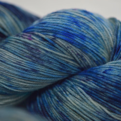 手染め糸　ファインウール　ソックヤーン　blue gray② nijiyarn 3枚目の画像