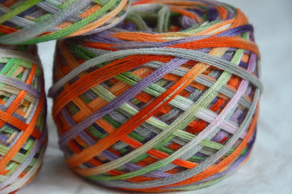 手染め糸　メリノウール　 紫橙緑　nijiyarn 4枚目の画像