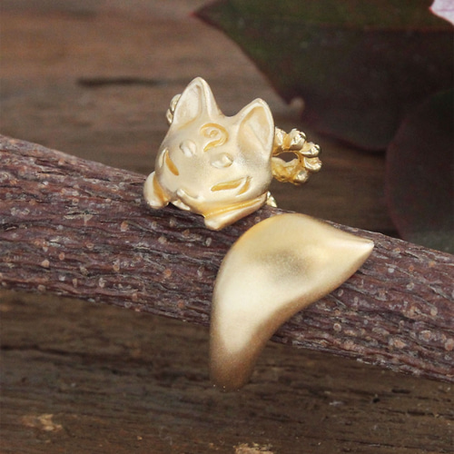 稲荷ぎつねのゴールドピンキーリング お稲荷さまなキツネのピンキーリング(金)(受注生産) 指輪・リング