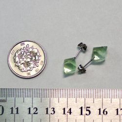 [獨一無二]螢石礦物石耳環天然石防過敏（No.1133） 第5張的照片