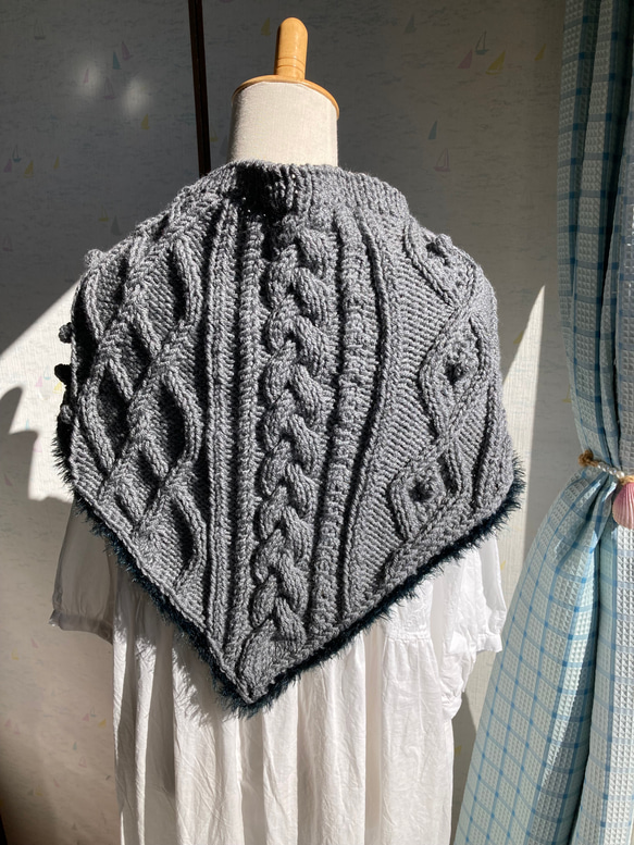 アラン模様の三角ストール ストール mint 通販 12943732｜Creema