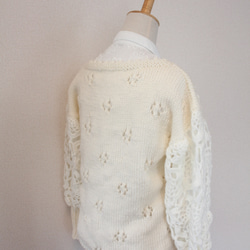 ぽわん袖モチーフのセーター 2枚目の画像
