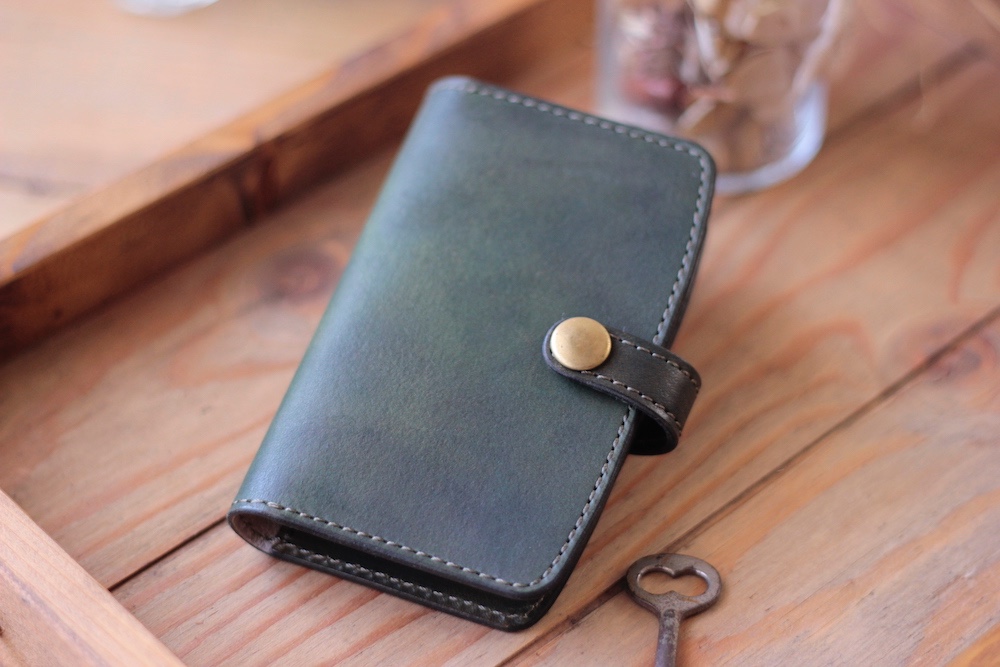 新作　スマートキー対応手染めキー&カードケース／手染めダークグリーン