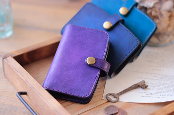 新款手染鑰匙卡盒，相容於智慧鑰匙/手染紫色 第3張的照片