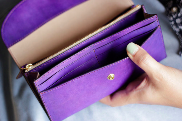 訂製商品 B 長皮夾 比利時鞣革 / 手工染色紫色 第4張的照片