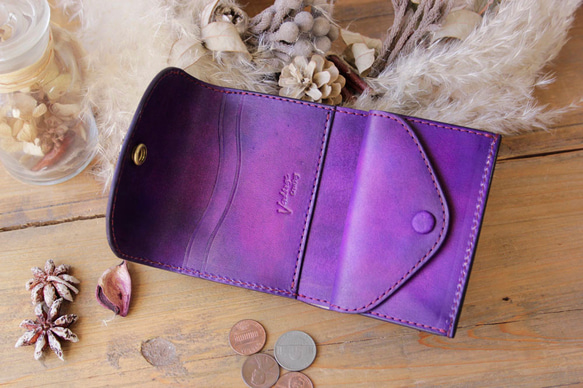 定制產品 B. 手染紫色的緊湊型錢包 第2張的照片