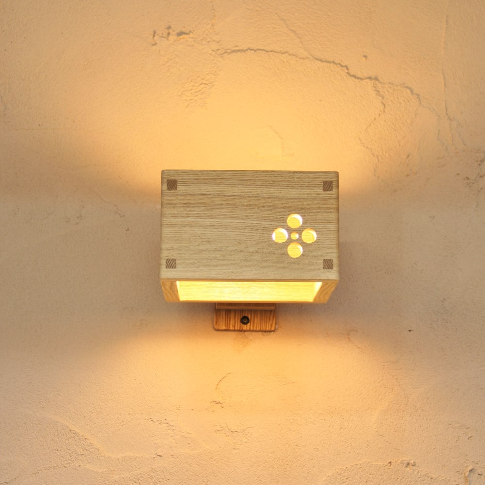 sakuraブラケット     LED