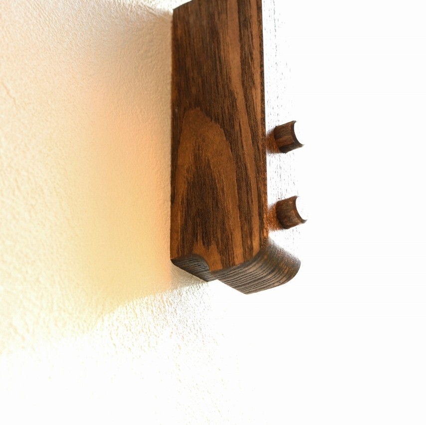 e carbra　Beige　LED ﾌﾞﾗｹｯﾄﾗｲﾄ