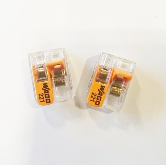 piccolaｸﾘｱ　ﾌﾞﾗｹｯﾄ　LED ステンドグラス　ブラケットライト ８枚目の写真