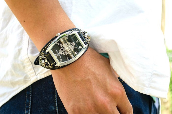 腕時計 本革 レザーブレス ウォッチ 時計 メンズ レザーベルト Deep zone 黒 4枚目の画像
