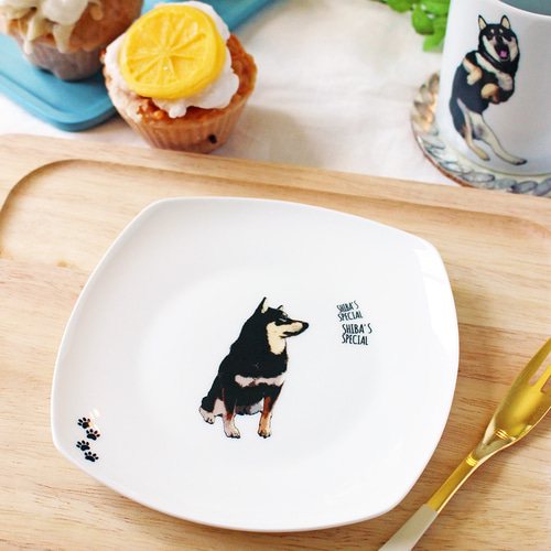 在庫限り】柴犬黒柴スクエアプレート＜ケーキプレート＞ 中皿 銀くま