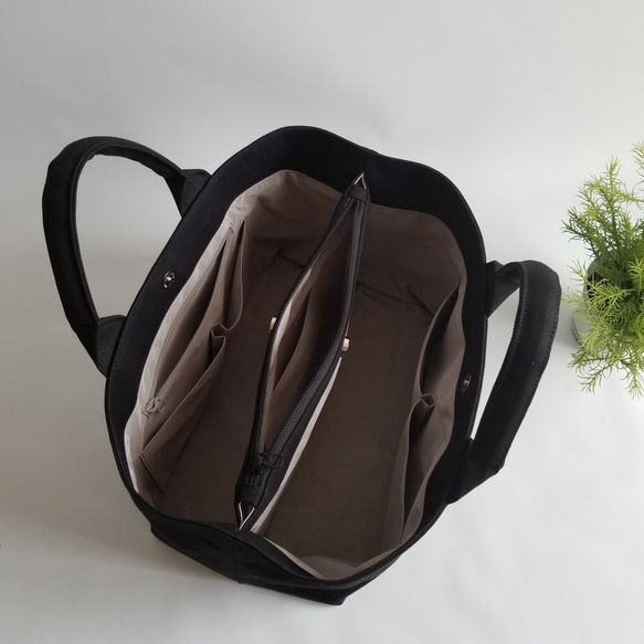 【ｾﾐｵｰﾀﾞｰ】Lｻｲｽﾞぷっくりハンドル♪定番.機能的な間仕切り☆ブラック 2枚目の画像