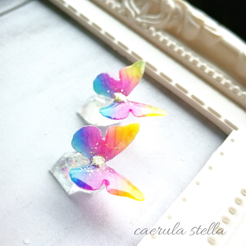 夜光蝶 と オーロラ 鉱石 No.2 ピアス イヤリング 】 レジン
