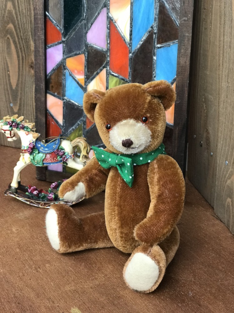 バーバリー蝶ネクタイ付きぬいぐるみベア