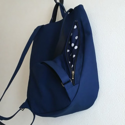 ラスト１点！Navy /dotリュックtote：左ファスナー 3枚目の画像