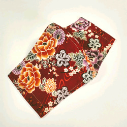 ハンドメイドマスク　菊と牡丹エンジフィルター縫い込み　Mワイド（1日〜3日で発送） 1枚目の画像