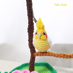 受注制作】編みぐるみ ミニオカメインコ(体黄色羽白）ストラップ