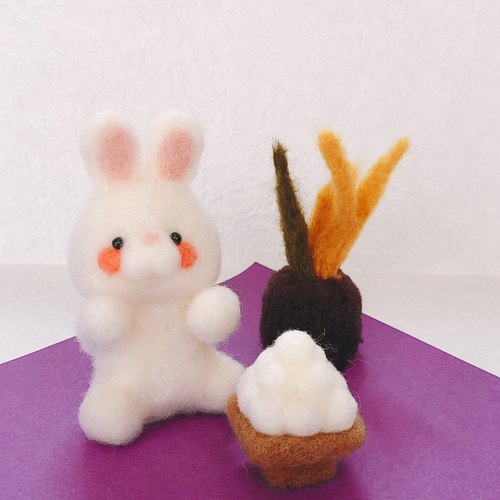 お月見うさぎと団子とすすき 羊毛フェルト 羊毛フェルト koyorino 通販