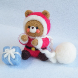 くまちゃんサンタのクリスマス　羊毛フェルト 2枚目の画像