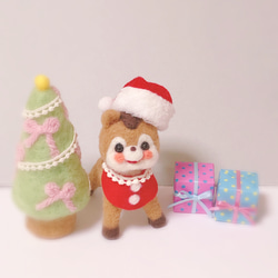 こじかサンタのクリスマス　羊毛フェルト 2枚目の画像