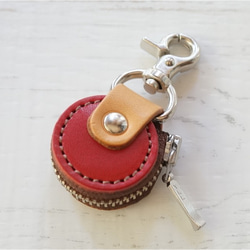 丸（赤）×カブセ（ナチュラル） ★コインケース★電子マネーも入ります★（牛革製）全50色 1枚目の画像