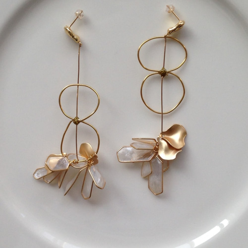 ハンドメイドピアス6点セット 台湾ハンドメイド！ フラワーアクセサリーシリーズ No.02
