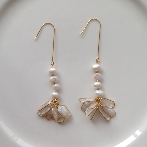台湾ハンドメイド！ フラワーアクセサリーシリーズ No.06 / White 