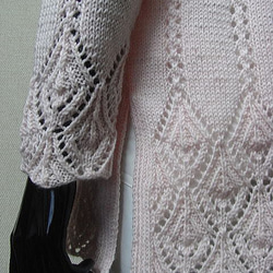 裾、袖口、衿がレーシーなチュニックニット（ML）ピンク 3枚目の画像