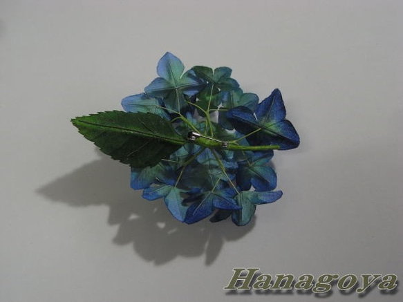 リアル！紫陽花のコサージュ(ブルー) 3枚目の画像