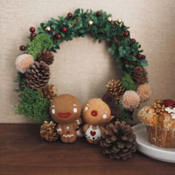 キーホルダー 羊毛フェルト クリスマス プレゼント 超かわいい ジンジャーブレッドマン 1枚目の画像