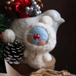 スノーマン 怪獣 羊毛フェルト クリスマス  誕生日 プレゼント  ストラップ 3枚目の画像