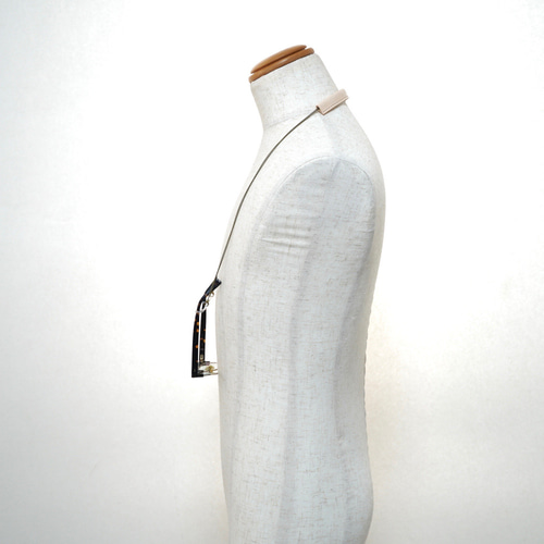 チェーンレザーグラスコード 