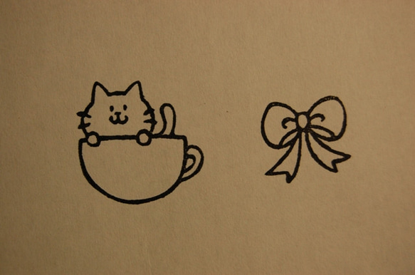 ティーカップ猫とリボンのセット 2枚目の画像