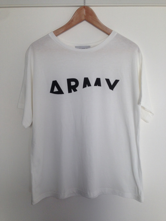 ARMY T-SHIRTS 第3張的照片