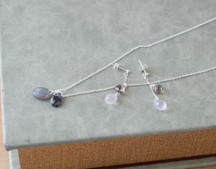 シルバーと天然石のネックレス＆ピアス