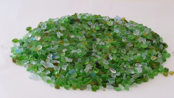 ［自然素材エコクラフト　ガラス］シーグラス　Ｓ（小粒）　グリーンミックス 1枚目の画像