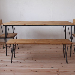 【送料無料】【セット割引】PINE DINING TABLE SET(テーブル1500、木材椅子2脚、ベンチ1200) 1枚目の画像